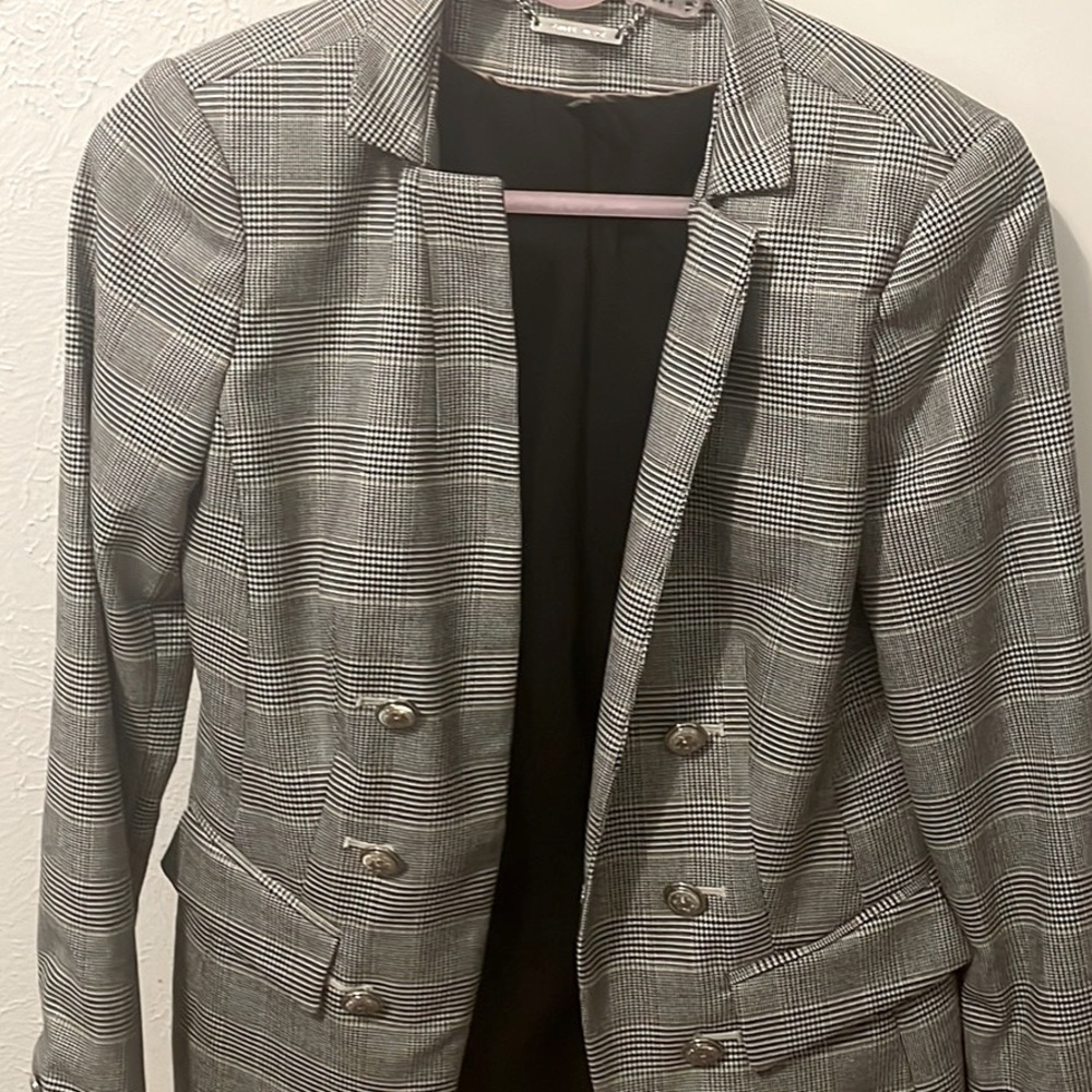 White House black market dress coat. Size 0. Worn once.